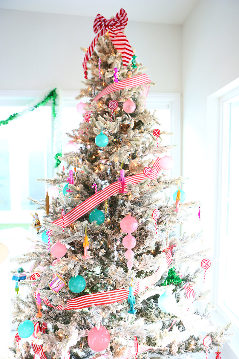 Colorful Christmas Tree 